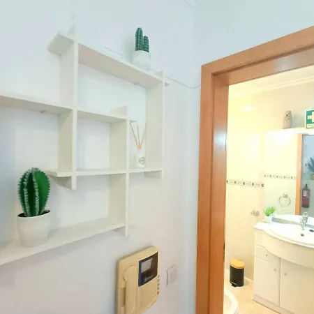 Апартаменти Jardins Da Rocha Sea View *